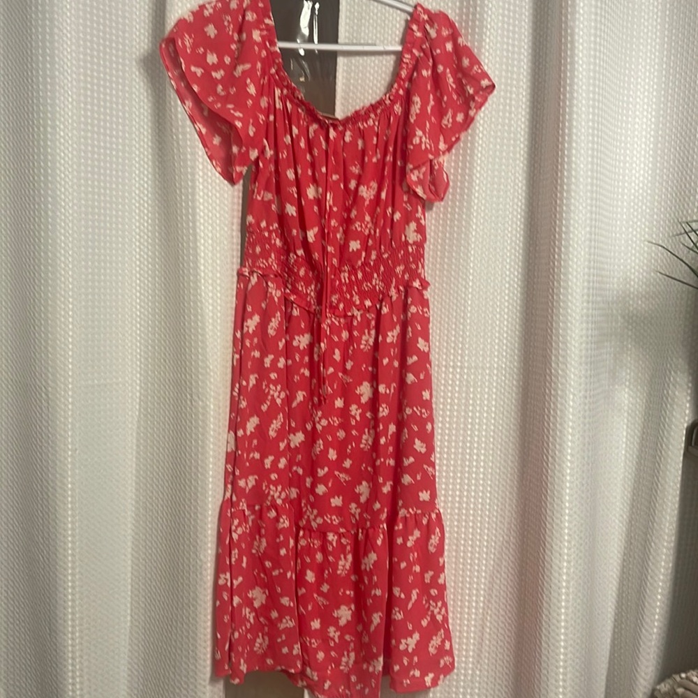 Never worn pink floral dress size large fully lined